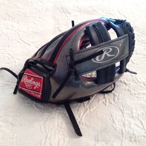 Rawlings Vintage Baseball Glove "Alex Rodriquez" Autograph Model